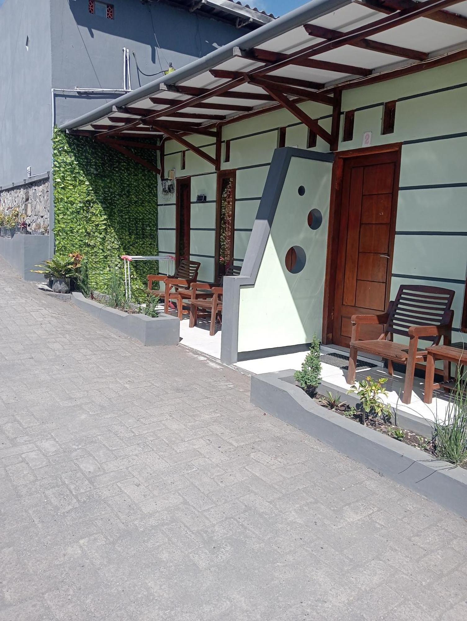 Mentigen Homestay Ngadisari Exteriör bild