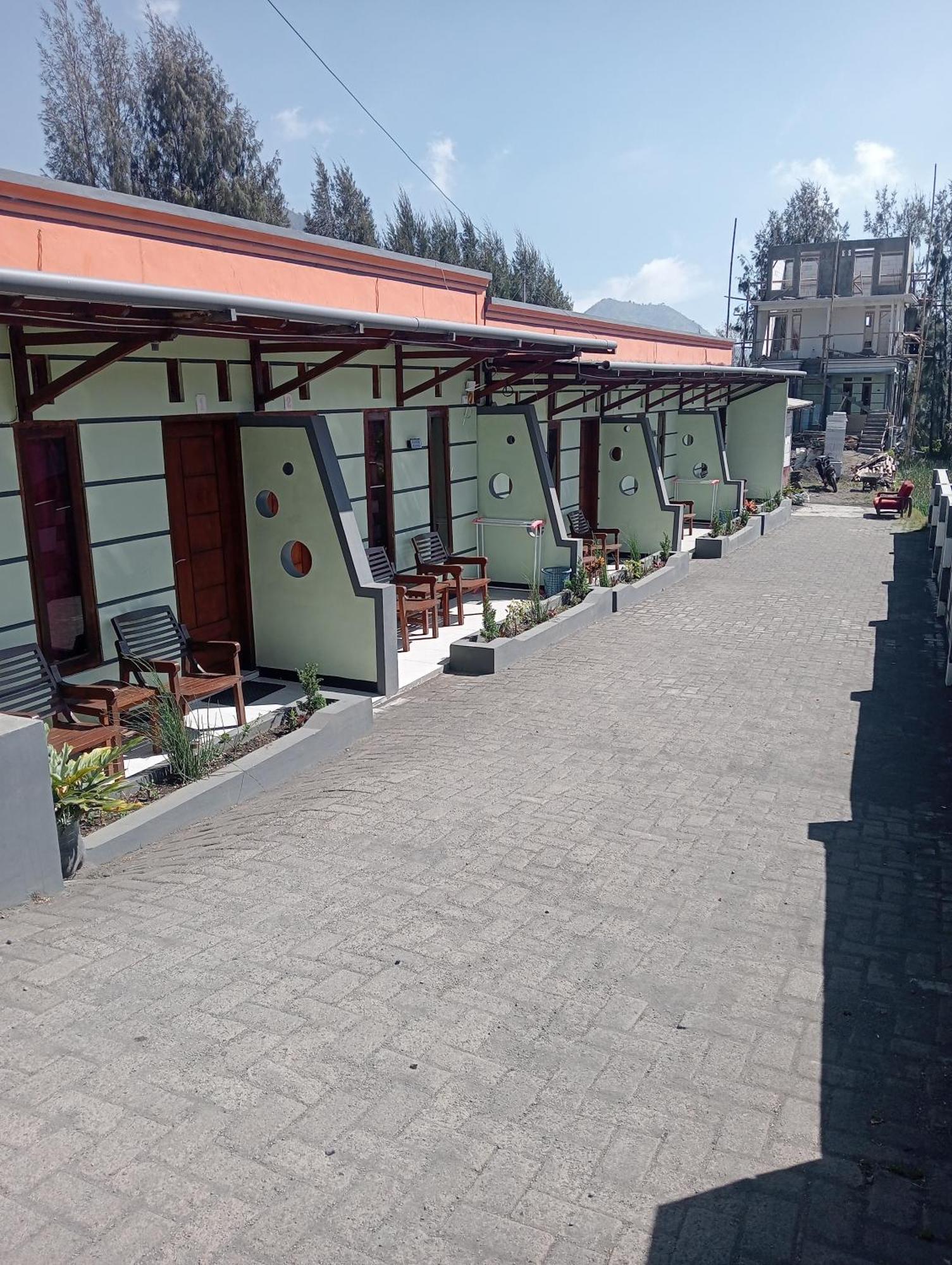 Mentigen Homestay Ngadisari Exteriör bild