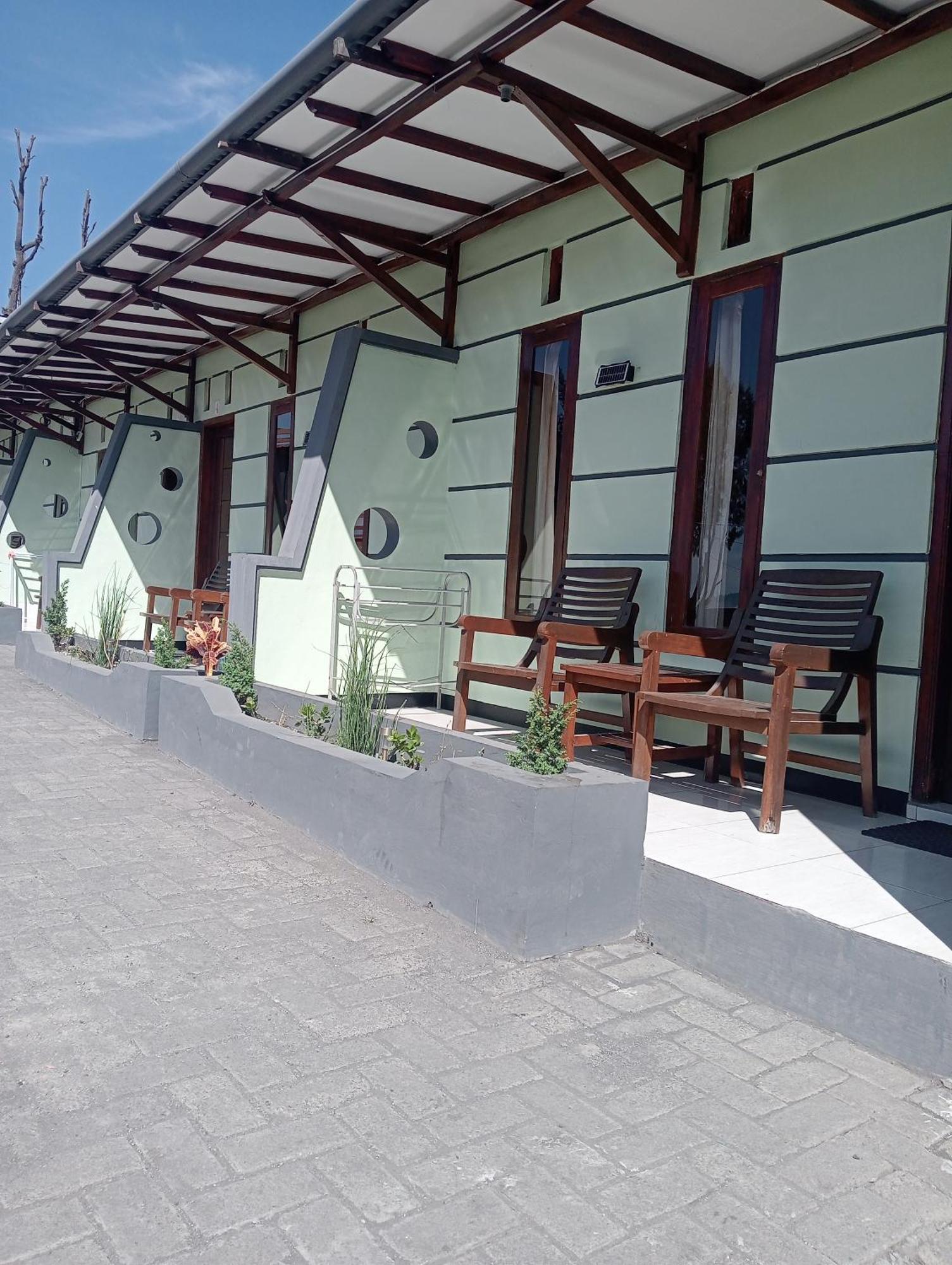 Mentigen Homestay Ngadisari Exteriör bild